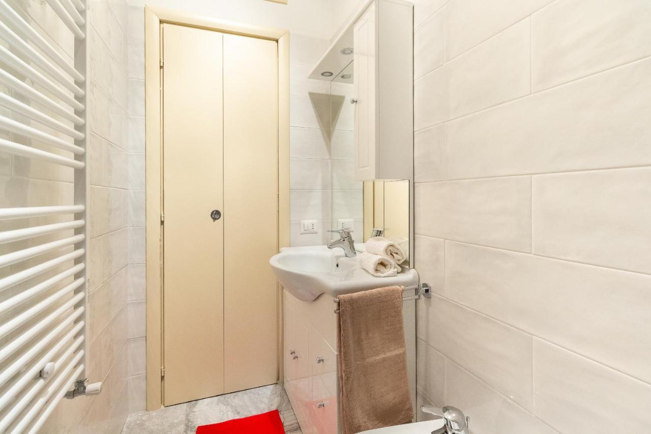 Alessia's Flat Savona * Milano